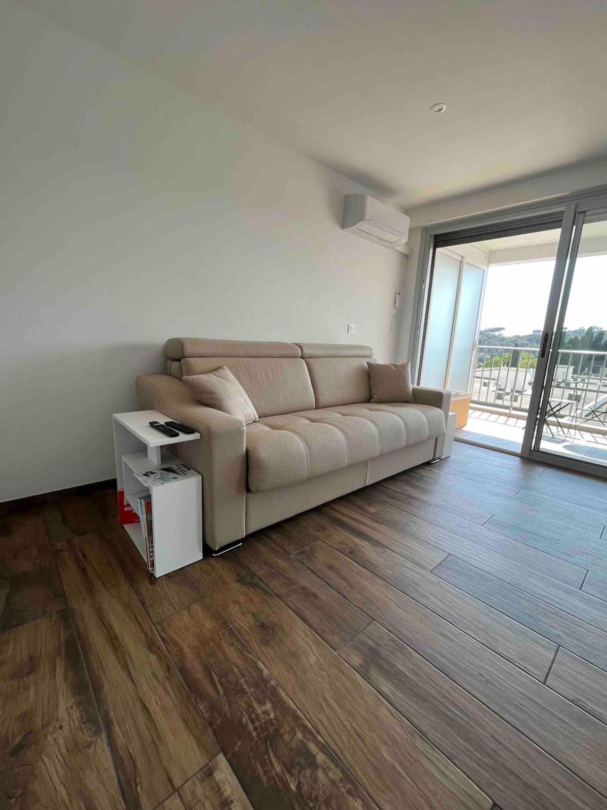 Neuf Avec Terrasse Vue Appartement Cannes